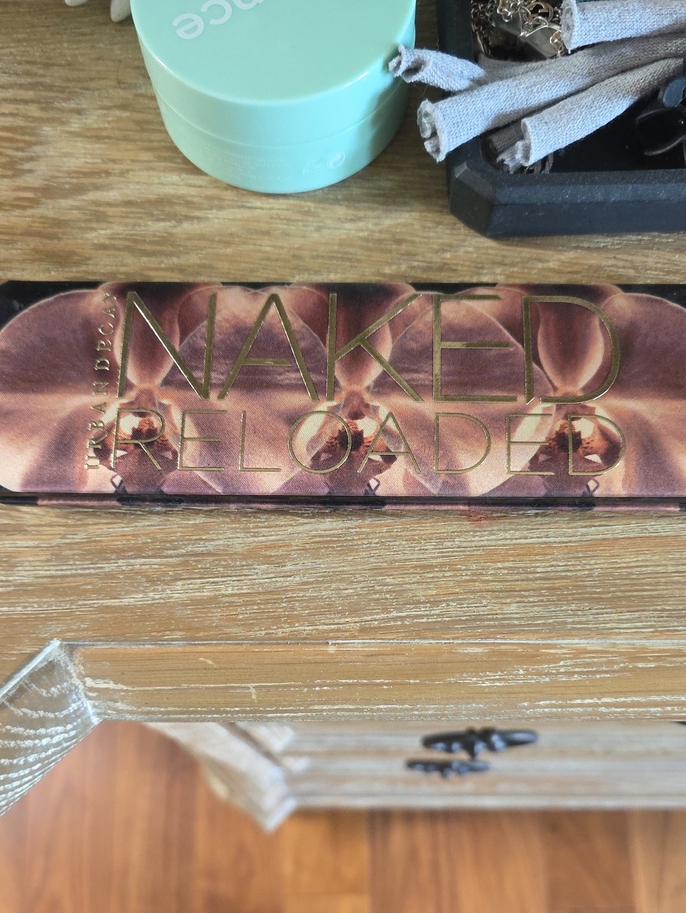 Urban Decay Naked Reloaded Eyeshadow Palette - Rose and Gold Accents